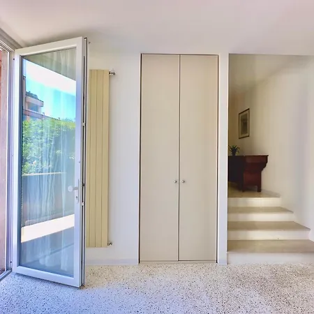 Appartement Apartments Navigli Center Milaan